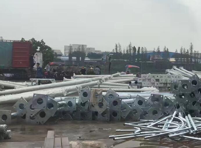 專(zhuān)業(yè)路燈桿生產(chǎn)廠家-東莞七度照明