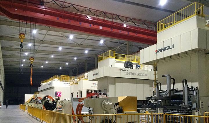 工業(yè)工廠照明效果圖