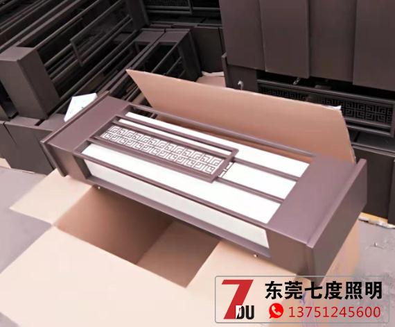 800mm高非標定制長方形現(xiàn)代仿云石墻壁燈實拍圖片