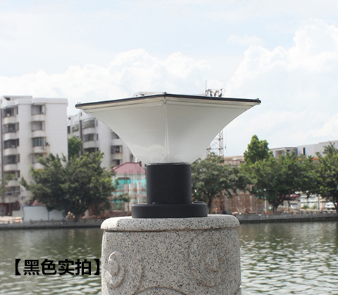 (QDTYN-ZT006)現(xiàn)代簡約LED太陽能柱頭燈圍墻燈黑色款戶外實拍